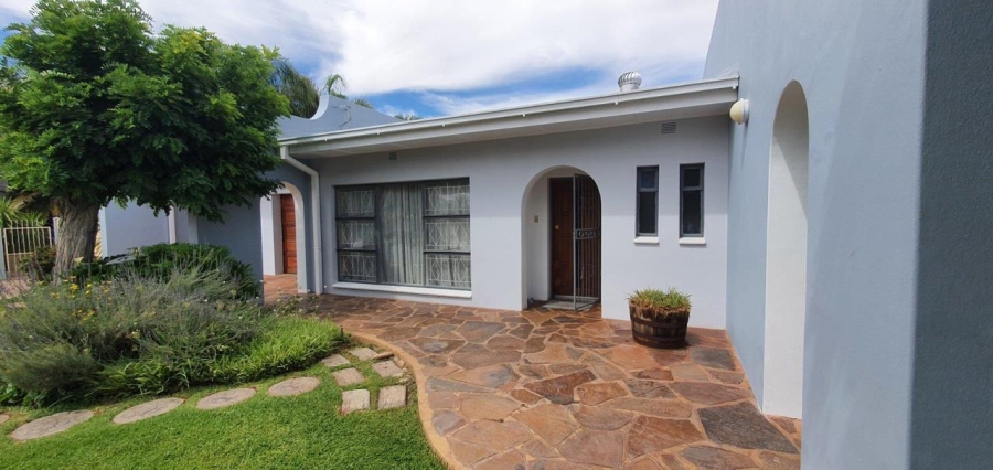 4 Bedroom Property for Sale in Oosterville Northern Cape